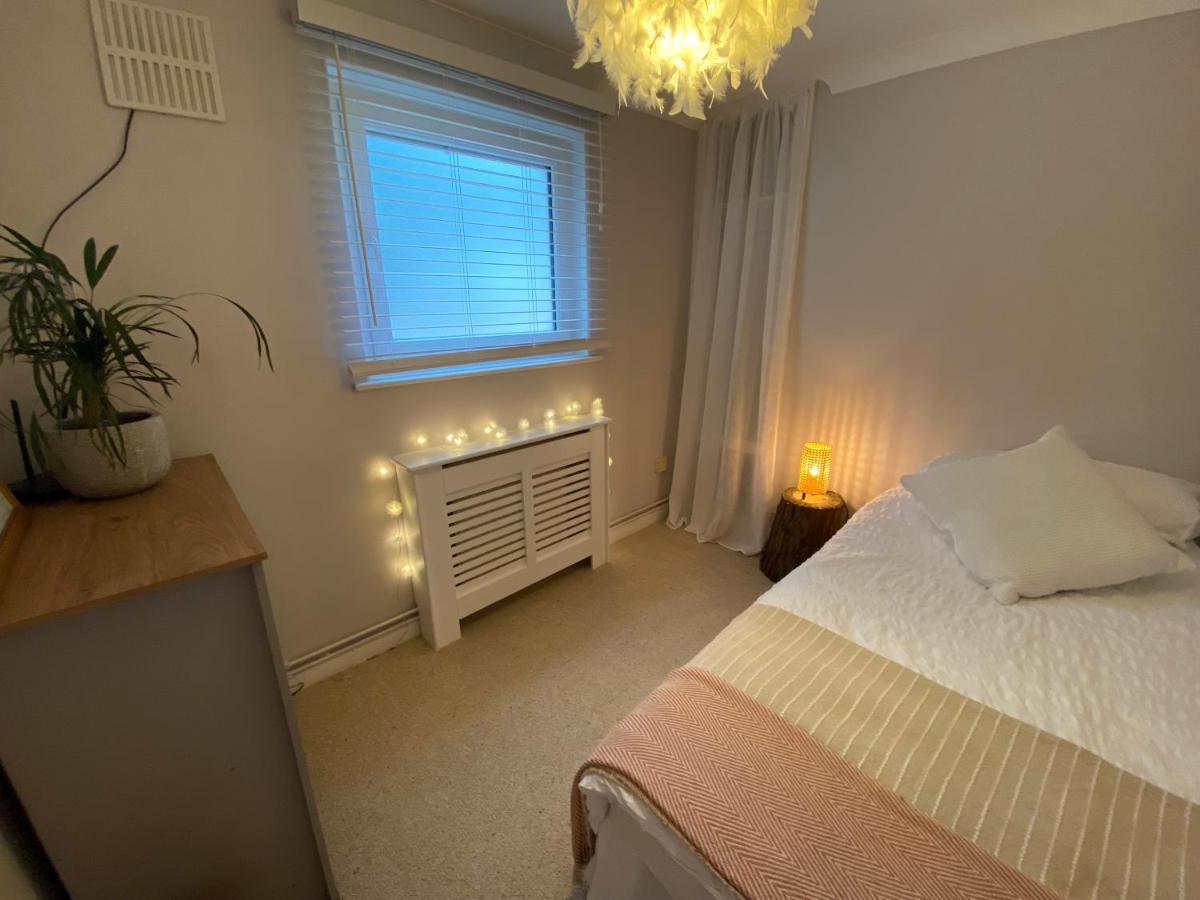 Leeward Apartment